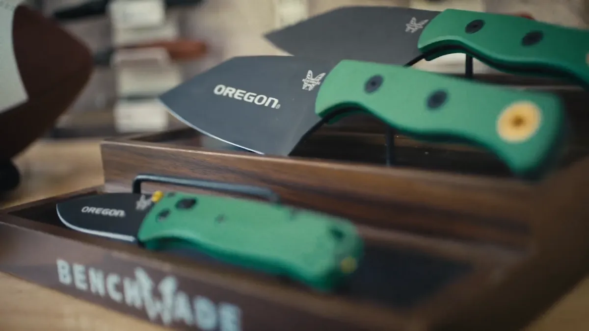 Frame from Oregon Ducks, Benchmade
